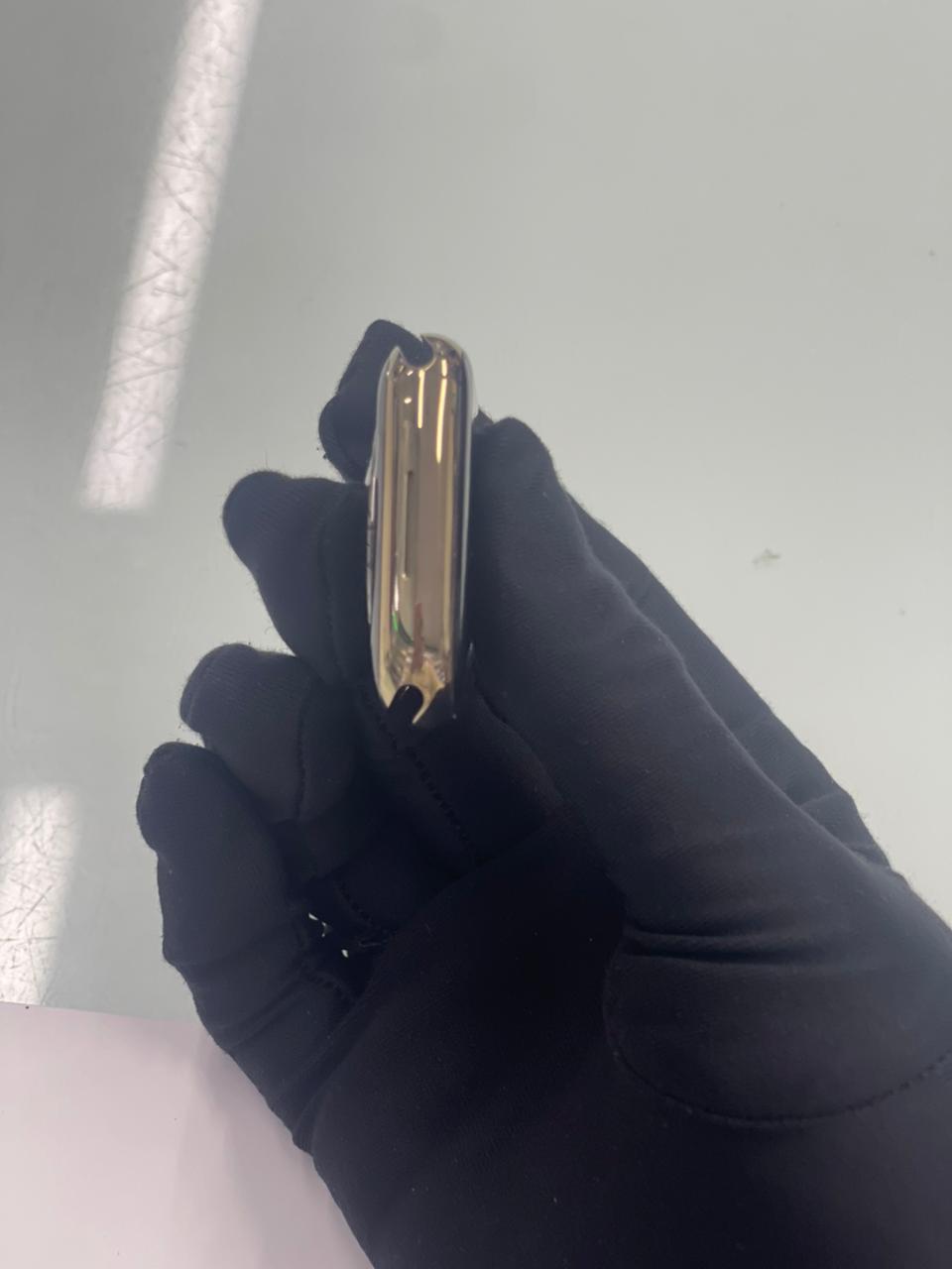 Apple Watch Series 8 GPS + Cellular 45mm Gold Stainless Steel Case with Gold Milanese Loop_MNKQ3VN/A