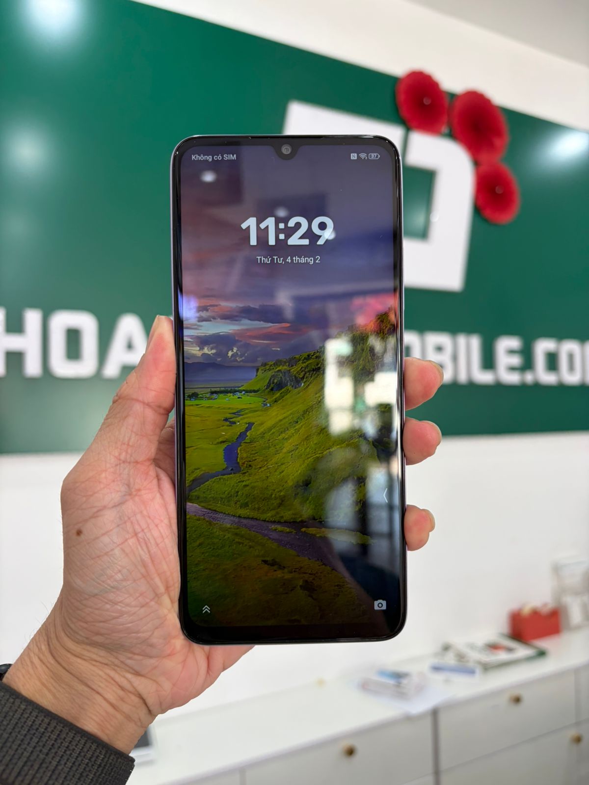 ĐIỆN THOẠI DI ĐỘNG (TEL) NUBIA V80 MAX 6.9"/Unisoc T7250/8G/128G/50MP+2MP+Al/16MP/6000mAh/(Z2577)/TÍM MỘNG ẢO