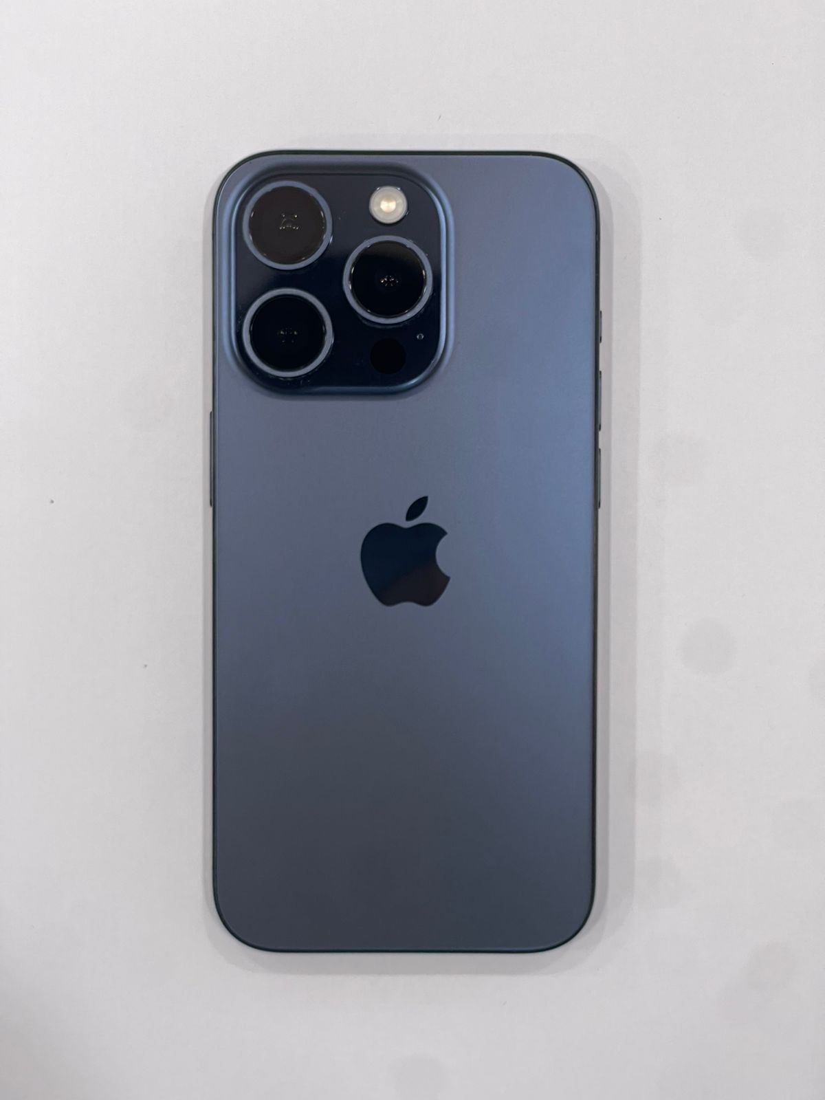 ĐTDĐ Apple iPhone 15 Pro 256GB - Cũ - SFHM2DJ4Y5Q - IP15P256C