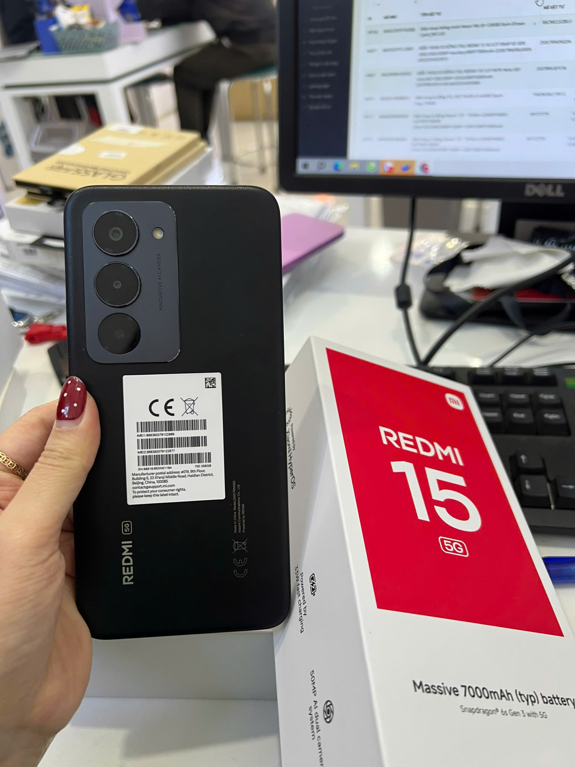 ĐIỆN THOẠI DI ĐỘNG (TEL) REDMI 15 5G 6.9"/SNAP 6S GEN 3/8G/256G/50MP+Auxiliary/8MP/7000mAh (25057RN09G)/ĐEN TBH