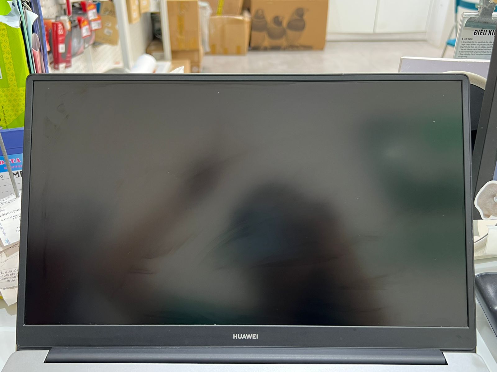 Máy tính xách tay HUAWEI BoM-WFP9 MateBook D15 AMD_R7-5700U/8GD4/512GSSD/15.6FHD/ALU/FP/BT/IPS/56Wh/WIN11HOME/Bạc(6941487296460)