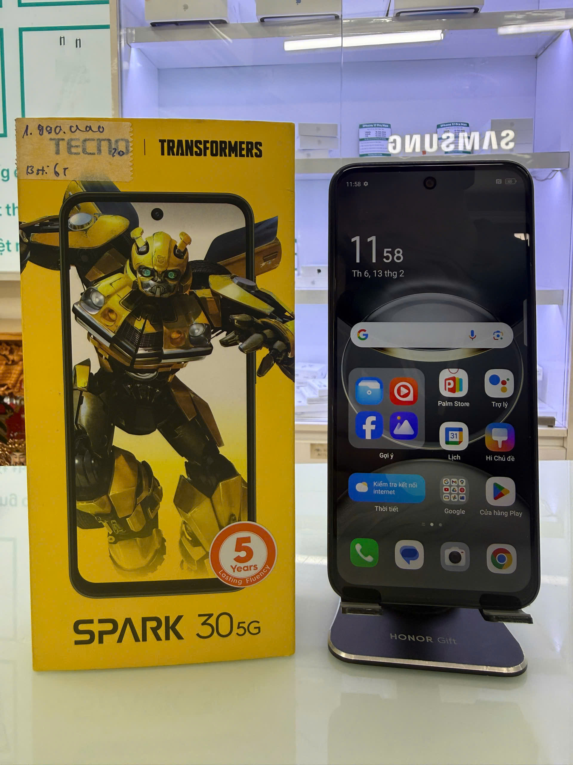 Điện thoại di động Tecno KL8 (Tecno Spark 30 5G) 128+6, TN - 355535422798443 - KL8ZTN