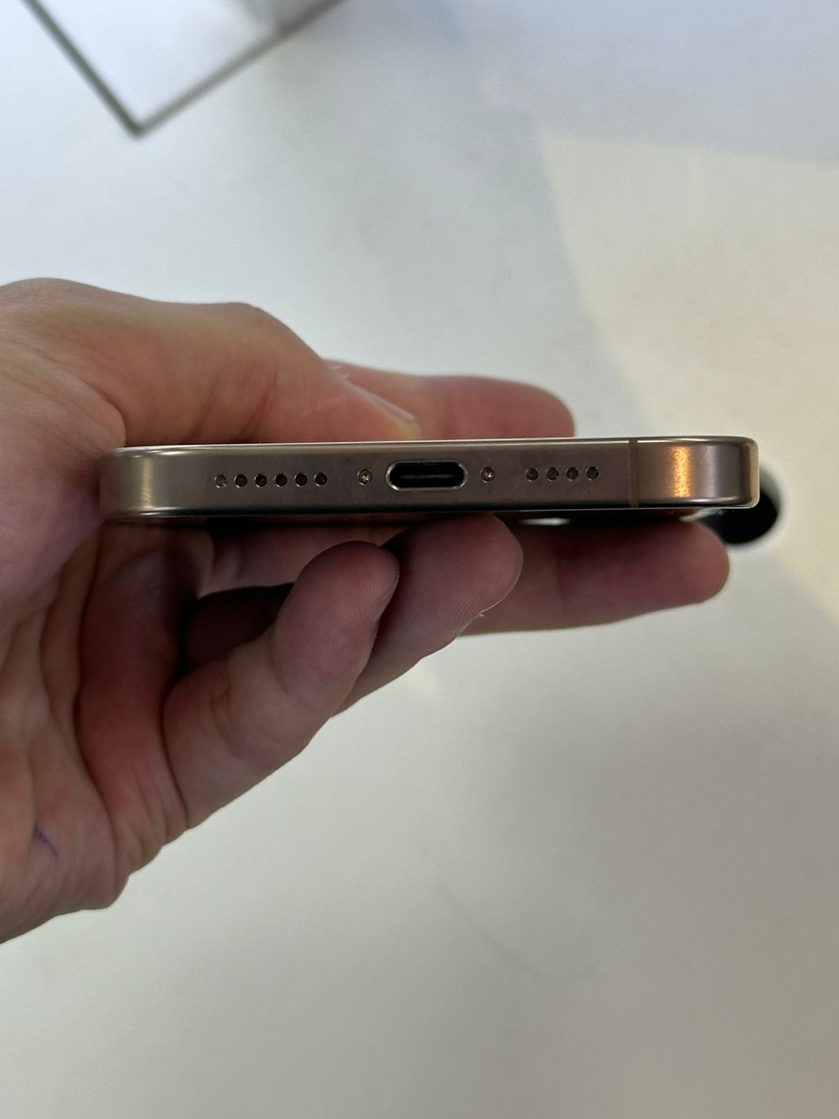 ĐTDĐ Apple iPhone 16 Pro Max 256GB Desert Titanium_MYWX3VN/A 