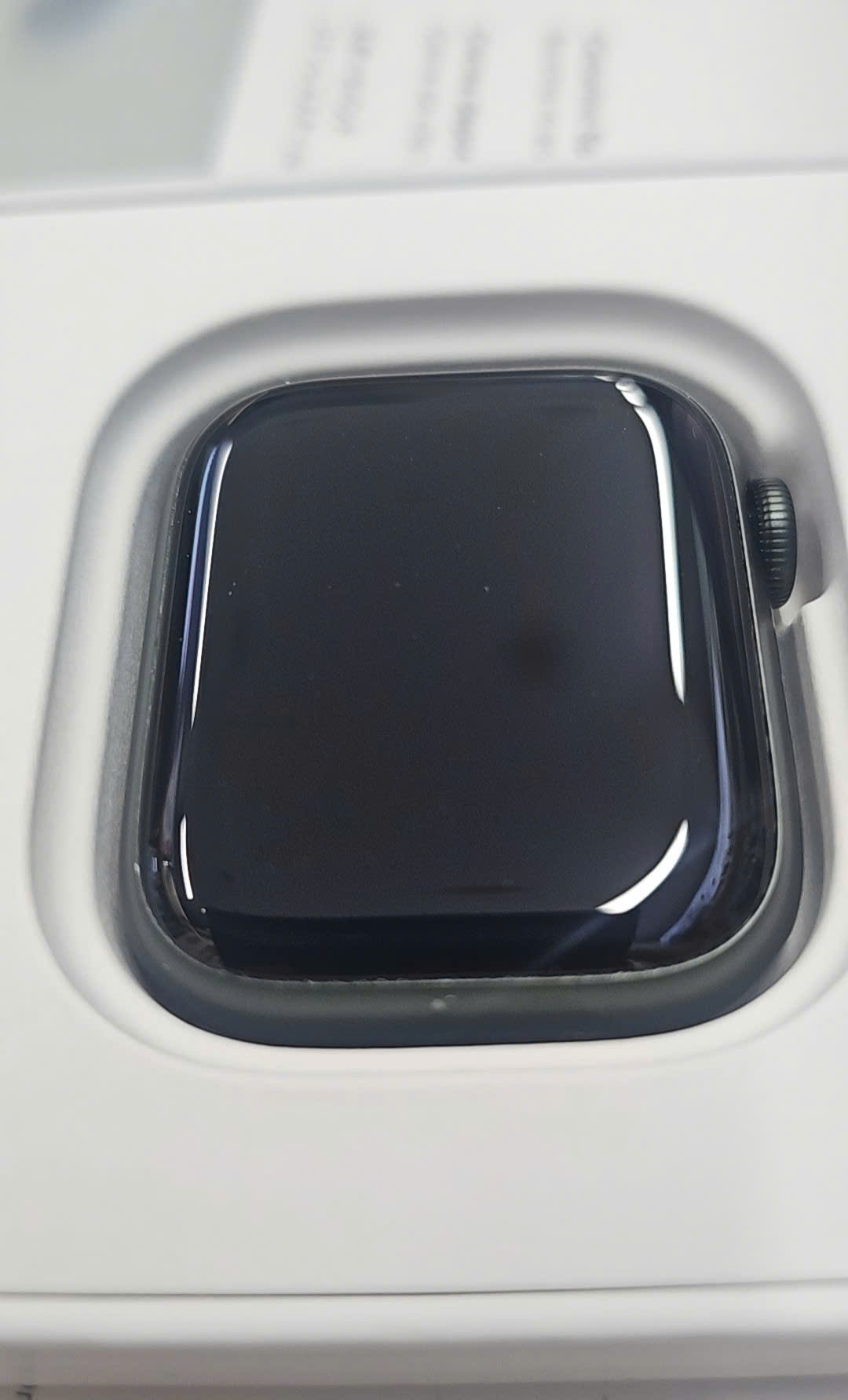 pple Watch Series 7 GPS + Cellular, 41mm Green Aluminium Case with Clover Sport Band - Regular - Cũ