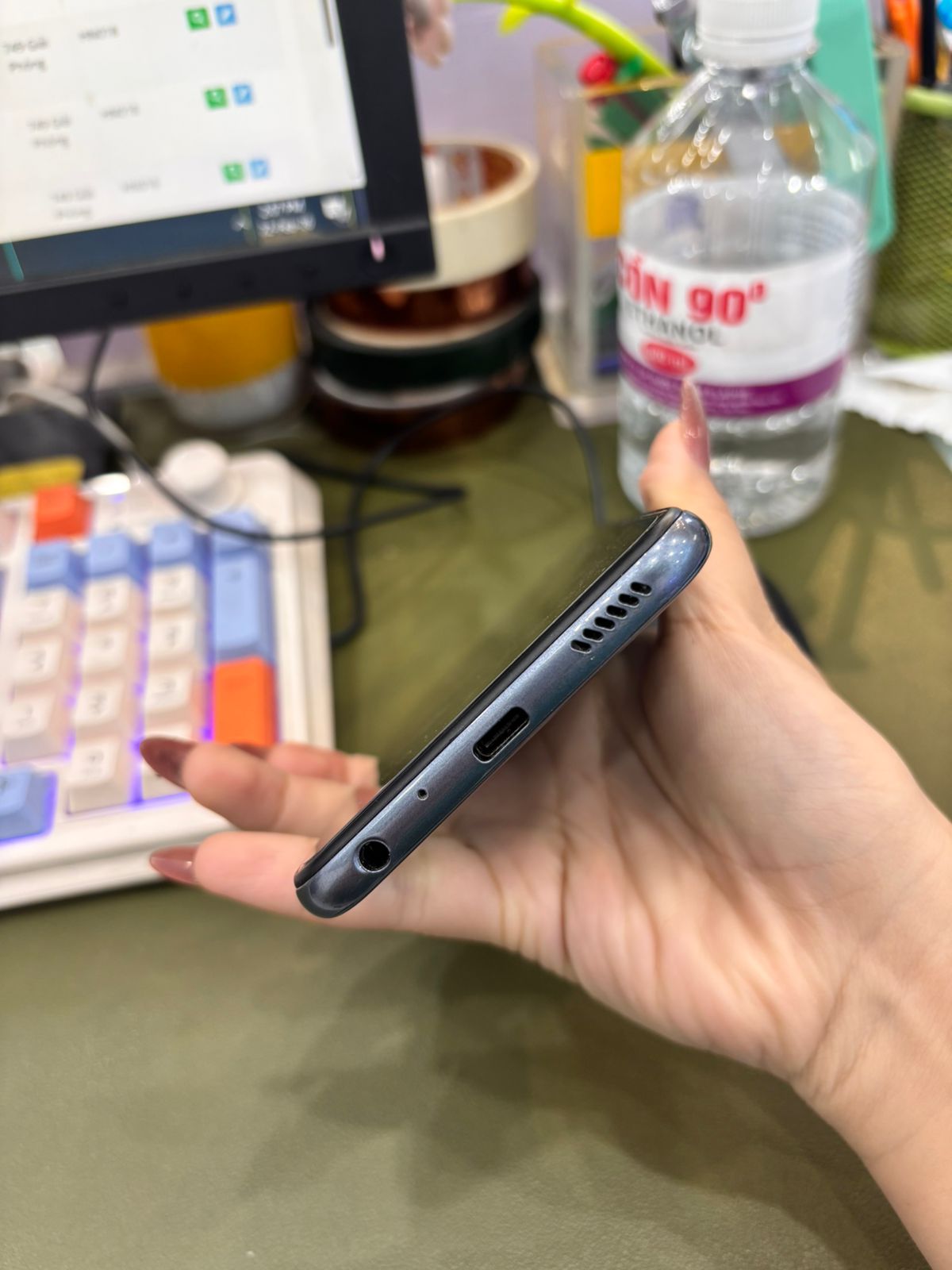 Điện thoại di động HTC Wildfire E3 lite (4GB/64GB) - Ghi (Grey)