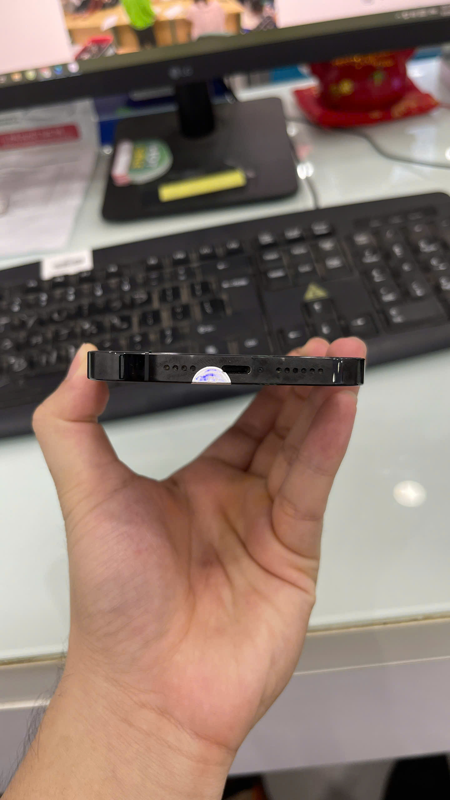 ĐTDĐ Apple iPhone 14 Pro Max 256GB Space Black - Cũ Zin