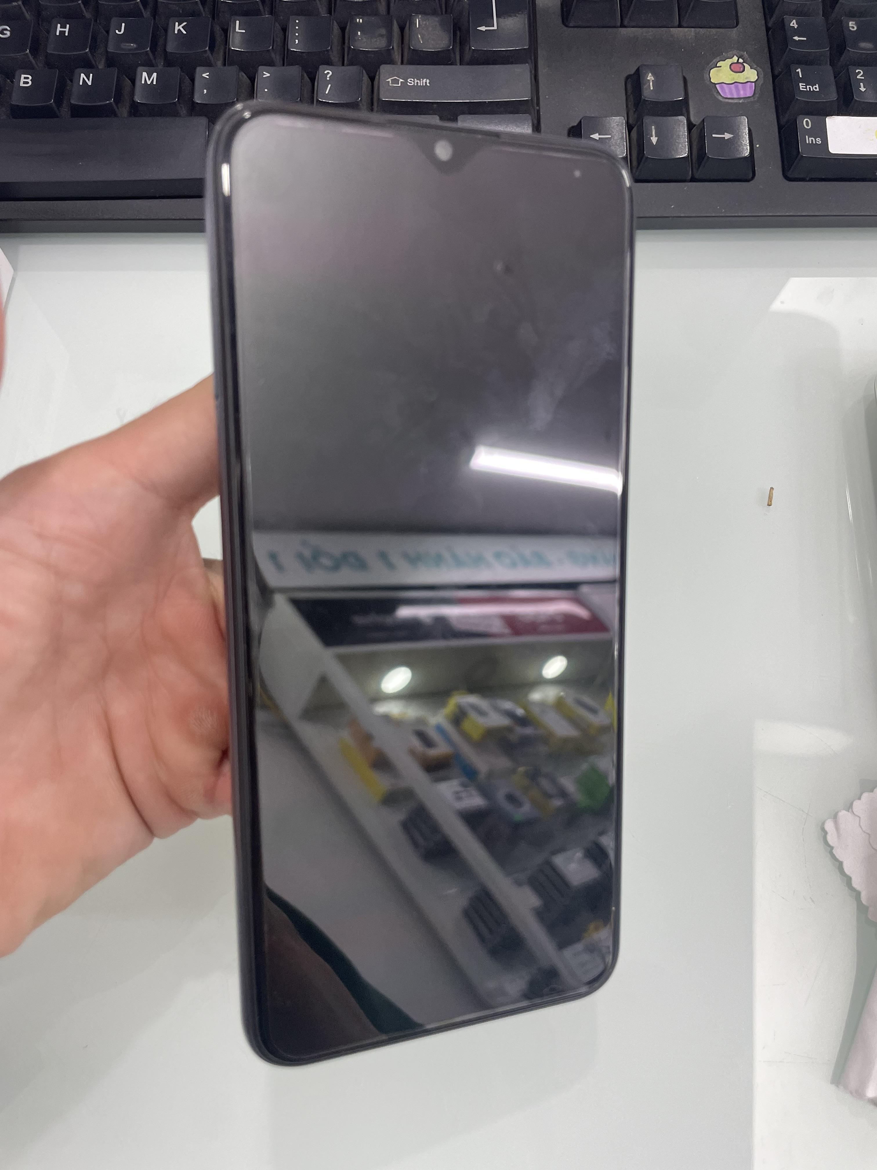 Điện thoại di động HTC Wildfire E3 lite (4GB/64GB) - Ghi (Grey) - 358949930049917