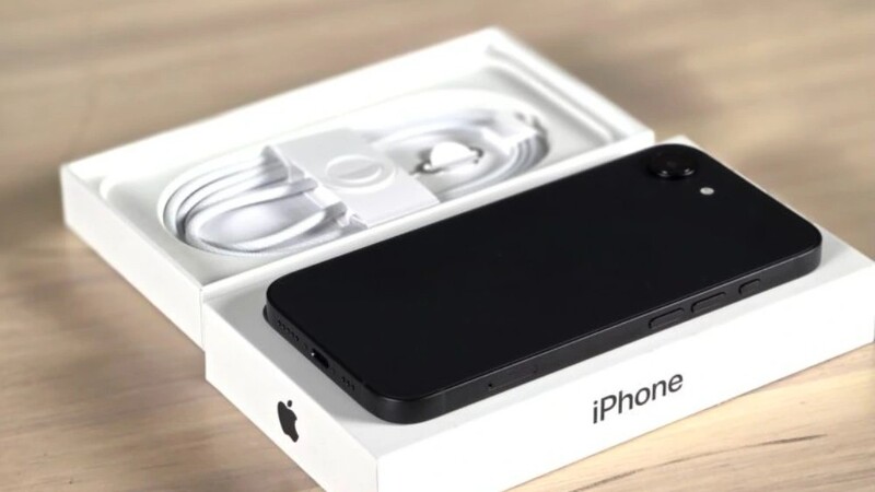 Giá bán iPhone 17e chính hãng.