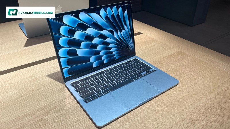 MacBook Air M5 16GB/1TB là lựa chọn đáng nâng cấp cho một chiếc MacBook Air “dùng lâu không bí”, ưu tiên đa nhiệm nặng MacBook Air M5 16GB/1TB là lựa chọn đáng nâng cấp cho một chiếc MacBook Air “dùng lâu không bí”, ưu tiên đa nhiệm nặng