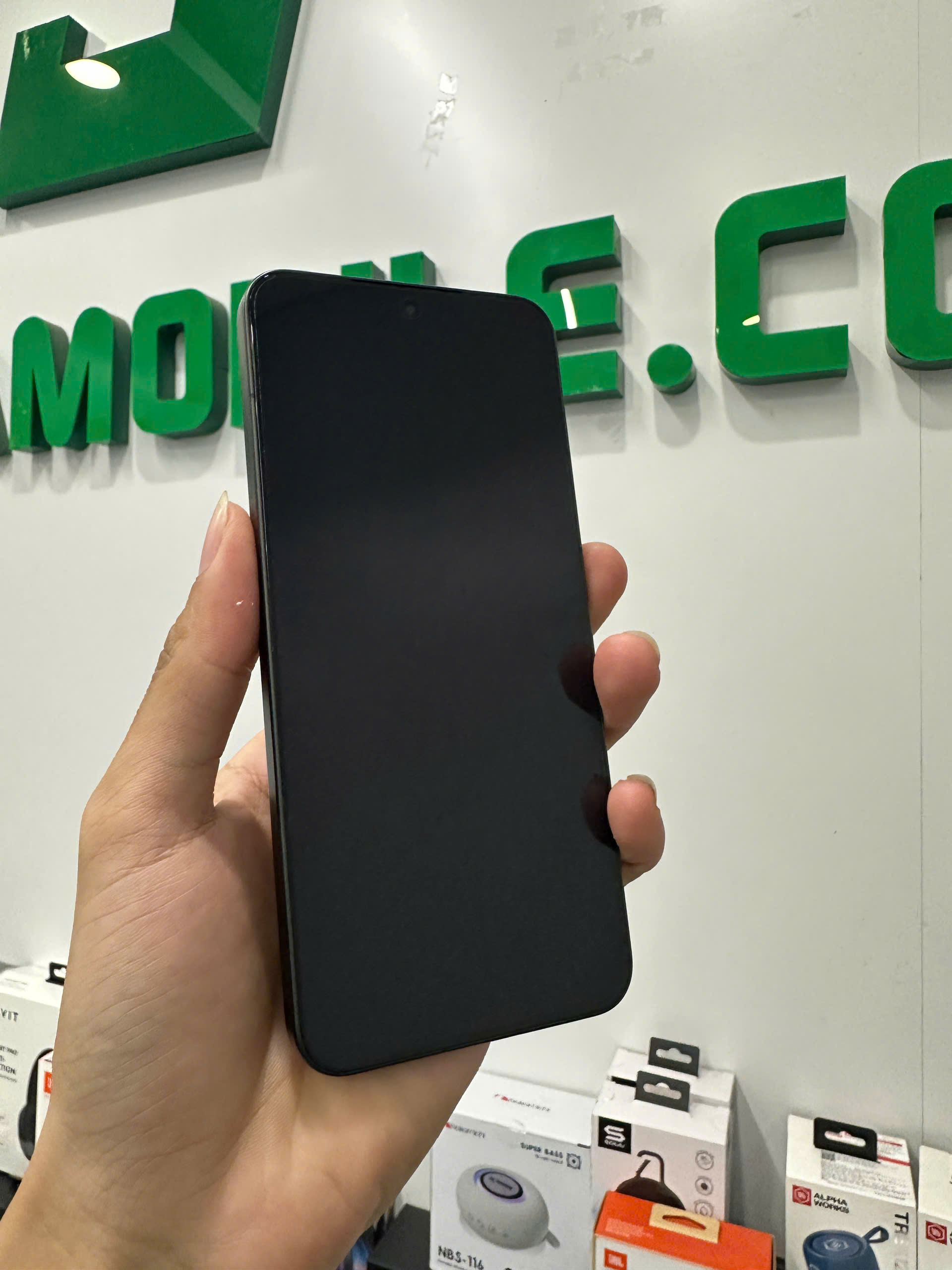 ĐIỆN THOẠI DI ĐỘNG (TEL) XIAOMI 15 6.36/SNAP 8 ELITE/12G/256G/50+50+50MP/32MP/5240mAh - Black - Cũ