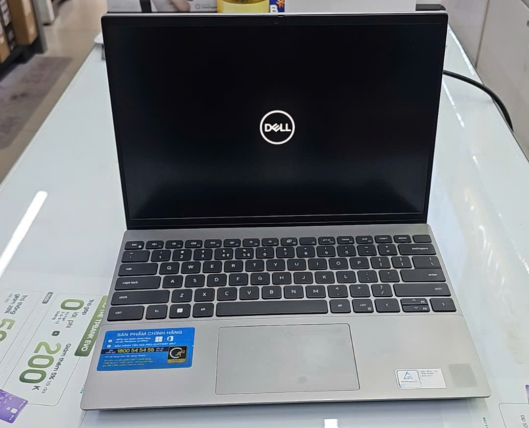 Máy tính xách tay Dell Vostro 13 5320 M32DH1, i5-1240P/8GB/256GB/13.3FHD+/Win11+Office/Xám - Cũ