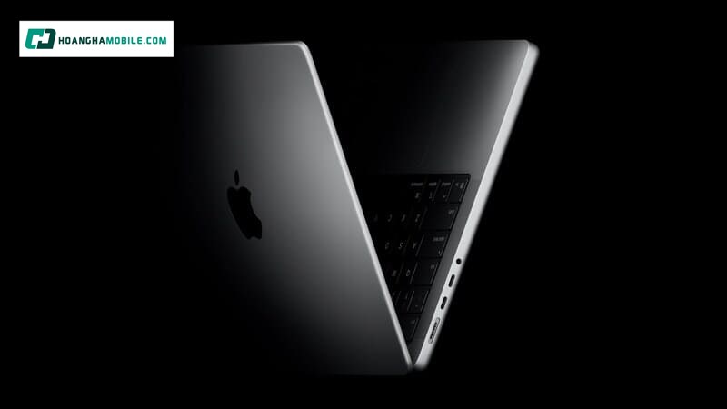 Thiết kế 16.2 inch của MacBook Pro M5 Pro 16 inch: “Đầm máy” nhưng đổi lại là không gian làm việc rộng rãi Thiết kế 16.2 inch của MacBook Pro M5 Pro 16 inch: “Đầm máy” nhưng đổi lại là không gian làm việc rộng rãi