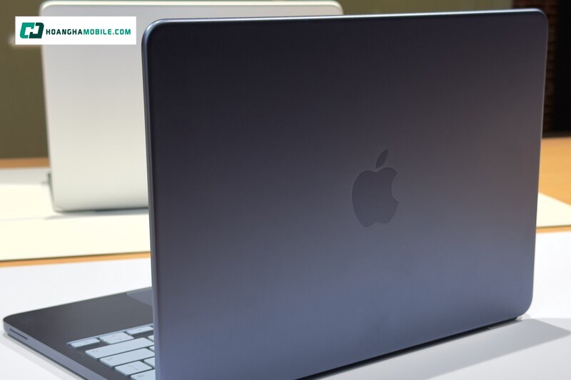 MacBook Neo là lựa chọn phù hợp với những người đang tìm một chiếc laptop Apple có thiết kế gọn nhẹ và đáp ứng tốt các nhu cầu hàng ngày MacBook Neo là lựa chọn phù hợp với những người đang tìm một chiếc laptop Apple có thiết kế gọn nhẹ và đáp ứng tốt các nhu cầu hàng ngày