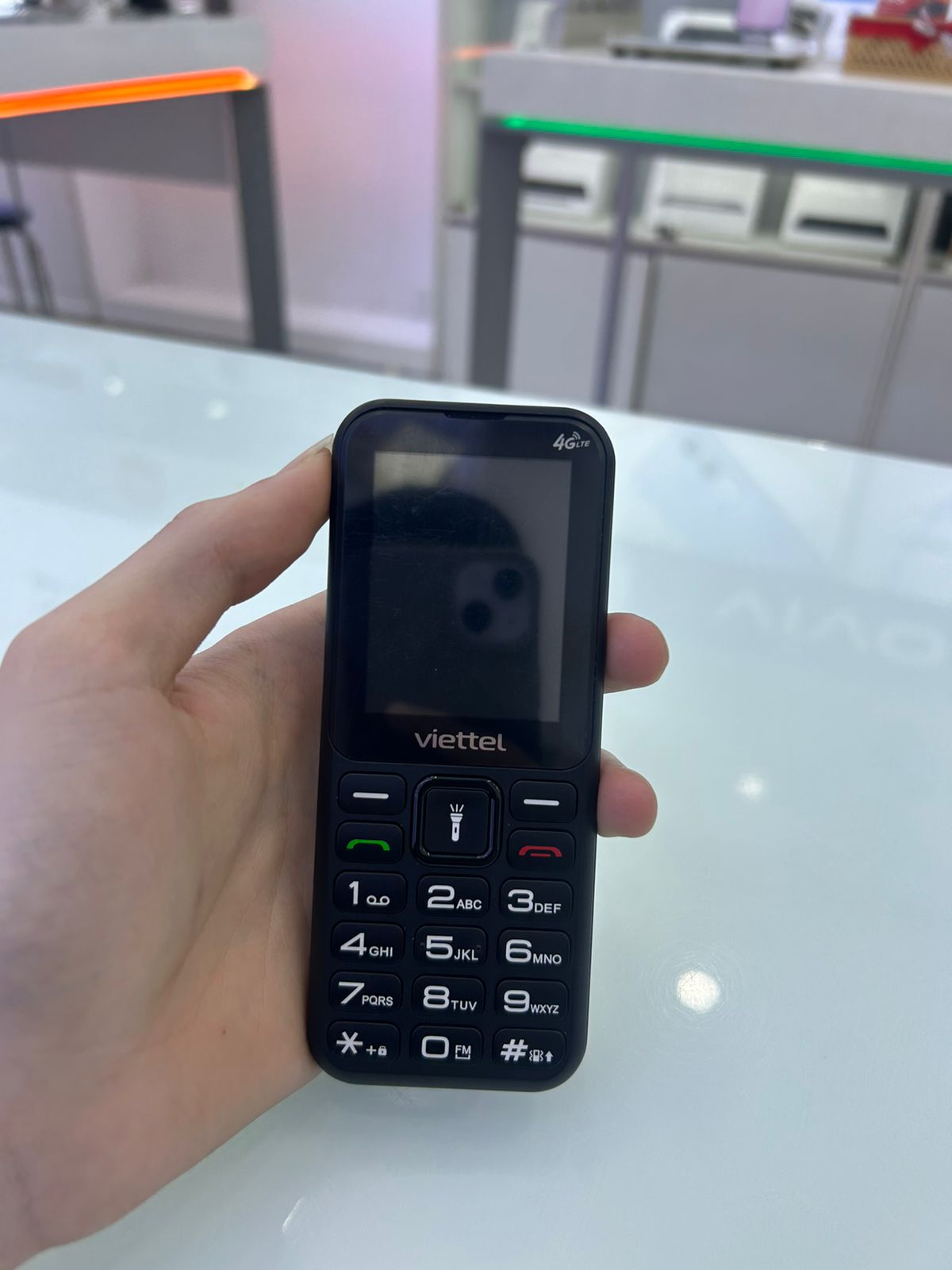 Điện thoại di động Sumo 4G T2 đen (Black)_T2BLK