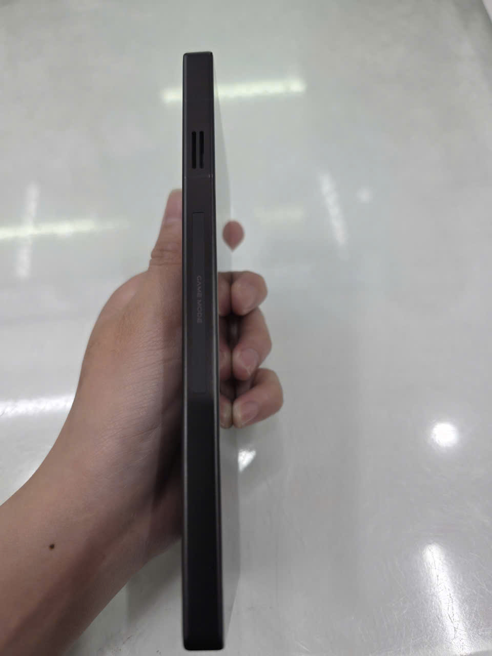 Điện thoại Gaming REDMAGIC 11 PRO 12GB/256GB - Cryo ( Đen mờ ) - 866534081745847 - RMG11P256DN