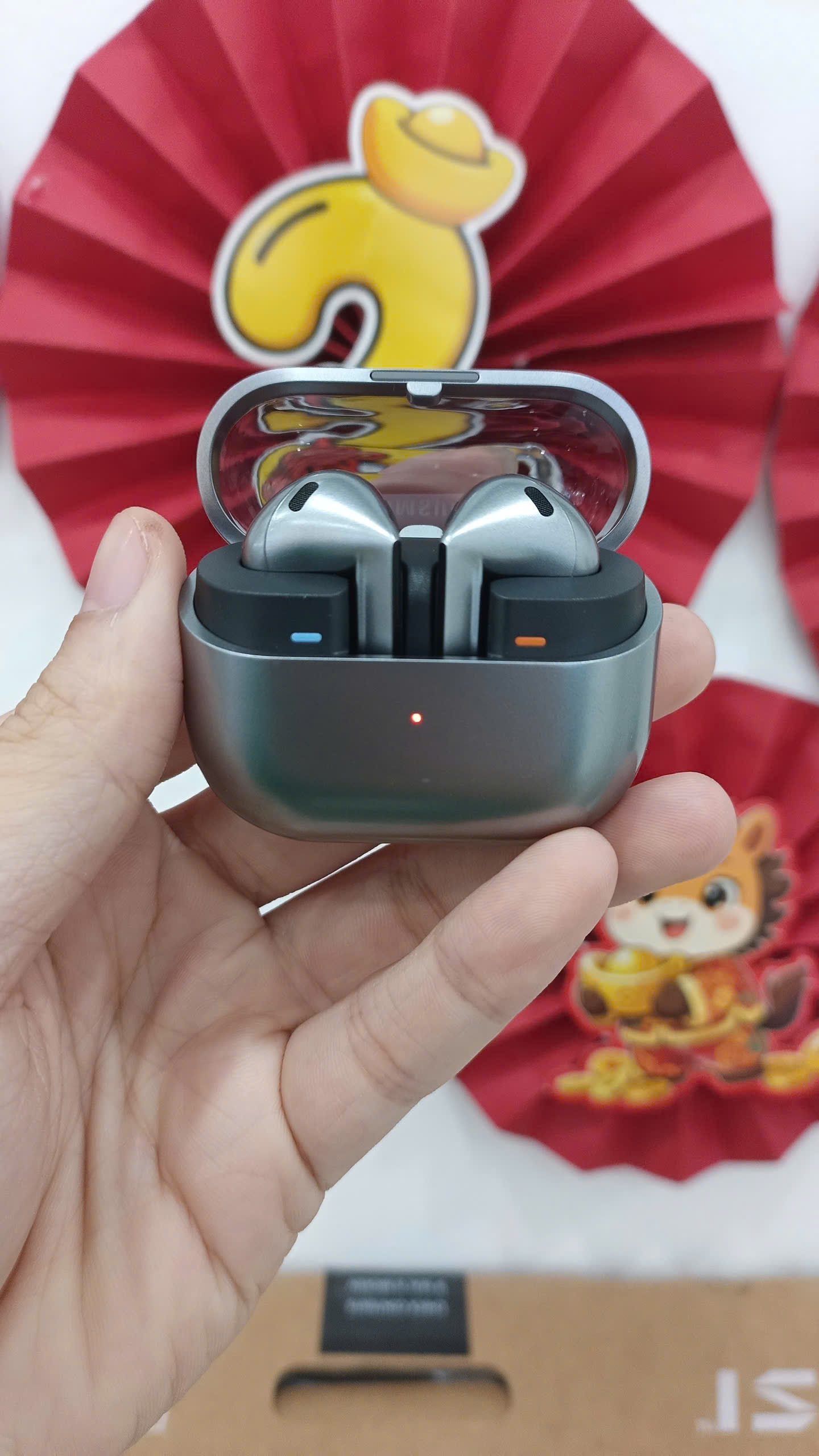 Samsung Galaxy Buds3 TBH