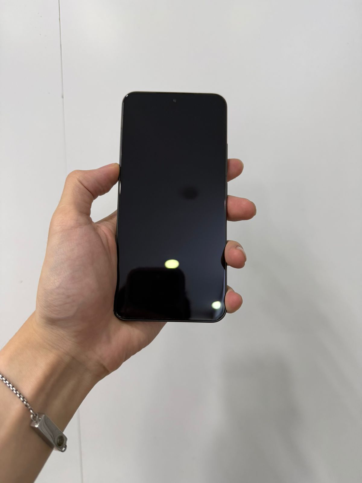 ĐIỆN THOẠI DI ĐỘNG (TEL) XIAOMI 15 6.36/SNAP 8 ELITE/12G/256G/50+50+50MP/32MP/5240mAh (24129PN74G)/TN