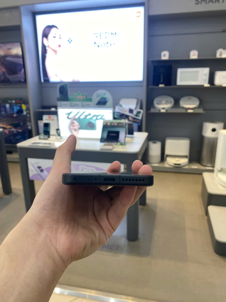 ĐIỆN THOẠI DI ĐỘNG (TEL) XIAOMI 15 6.36/SNAP 8 ELITE/12G/256G/50+50+50MP/32MP/5240mAh (24129PN74G)/TN