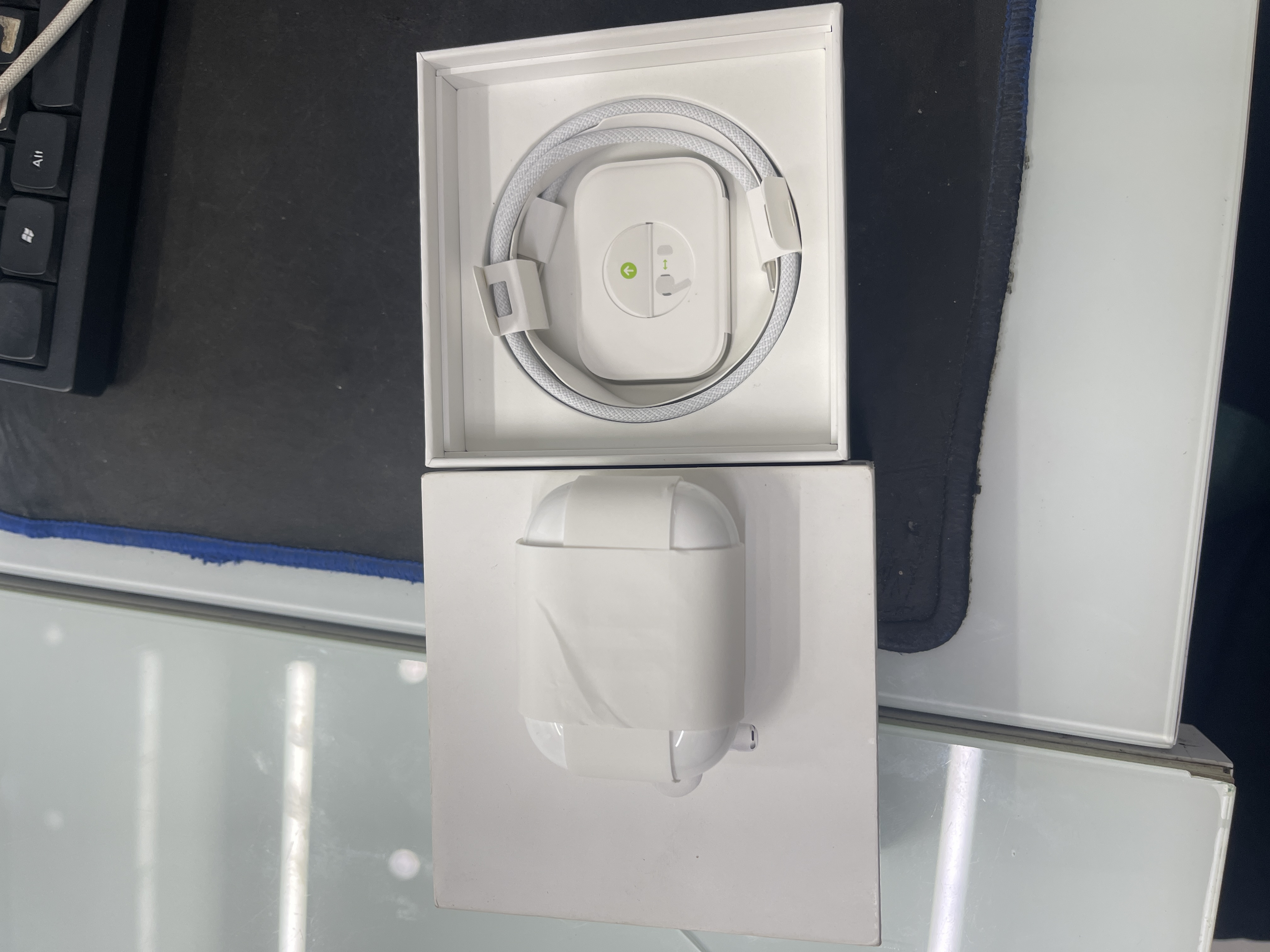 Tai nghe Bluetooth Apple AirPods Pro 2 2023 USB-C