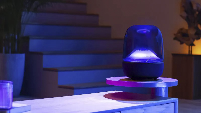 Thiết bị âm thanh nổi bật của Harman Kardon.