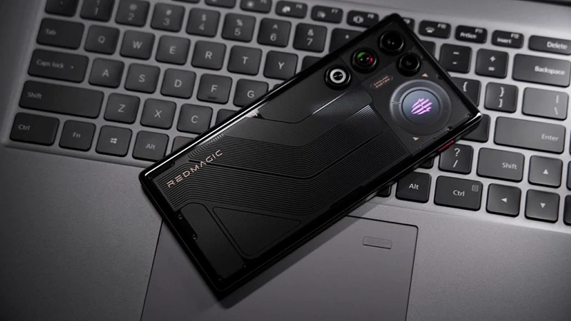 Thiết kế mỏng, đậm chất gaming cao cấp. Thiết kế mỏng, đậm chất gaming cao cấp.