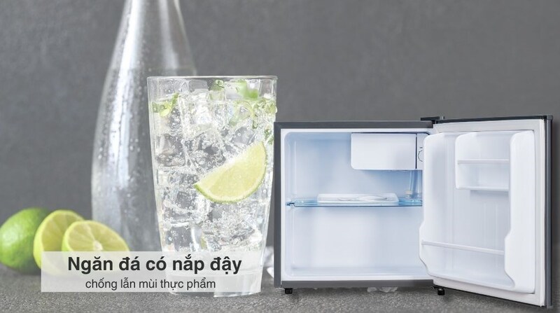Ngăn đá có nắp chống lẫn mùi thực phẩm.