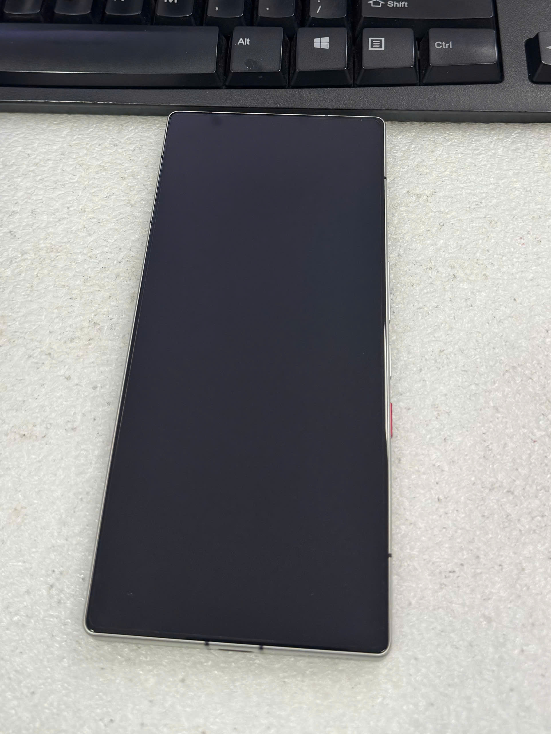 Điện thoại Gaming REDMAGIC 11 PRO 16GB/512GB Cũ