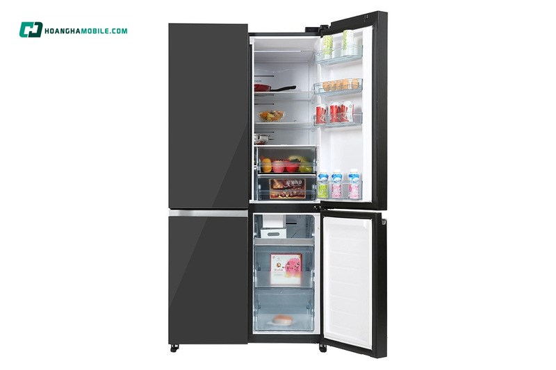 Không gian lưu trữ thực phẩm rộng lớn. Không gian lưu trữ thực phẩm rộng lớn.