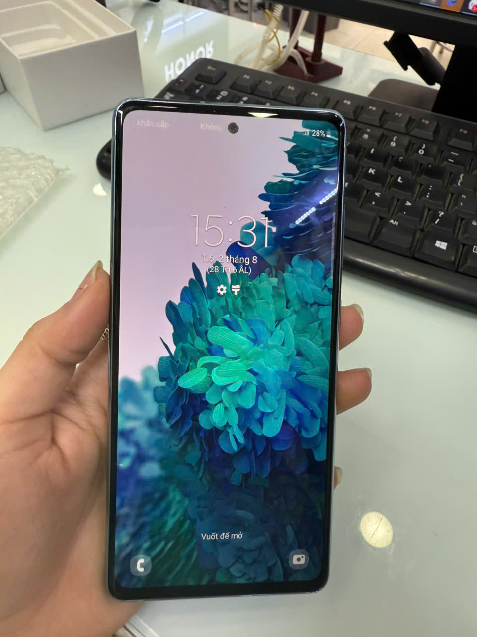 Samsung Galaxy S20 FE 256GB - Chính hãng  Cũ