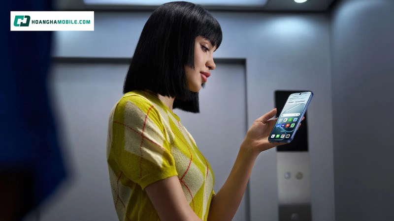 Ấn tượng đầu tiên khi cầm OPPO A6 Pro là sự mỏng nhẹ bất ngờ cho một chiếc điện thoại pin 7000mAh Ấn tượng đầu tiên khi cầm OPPO A6 Pro là sự mỏng nhẹ bất ngờ cho một chiếc điện thoại pin 7000mAh