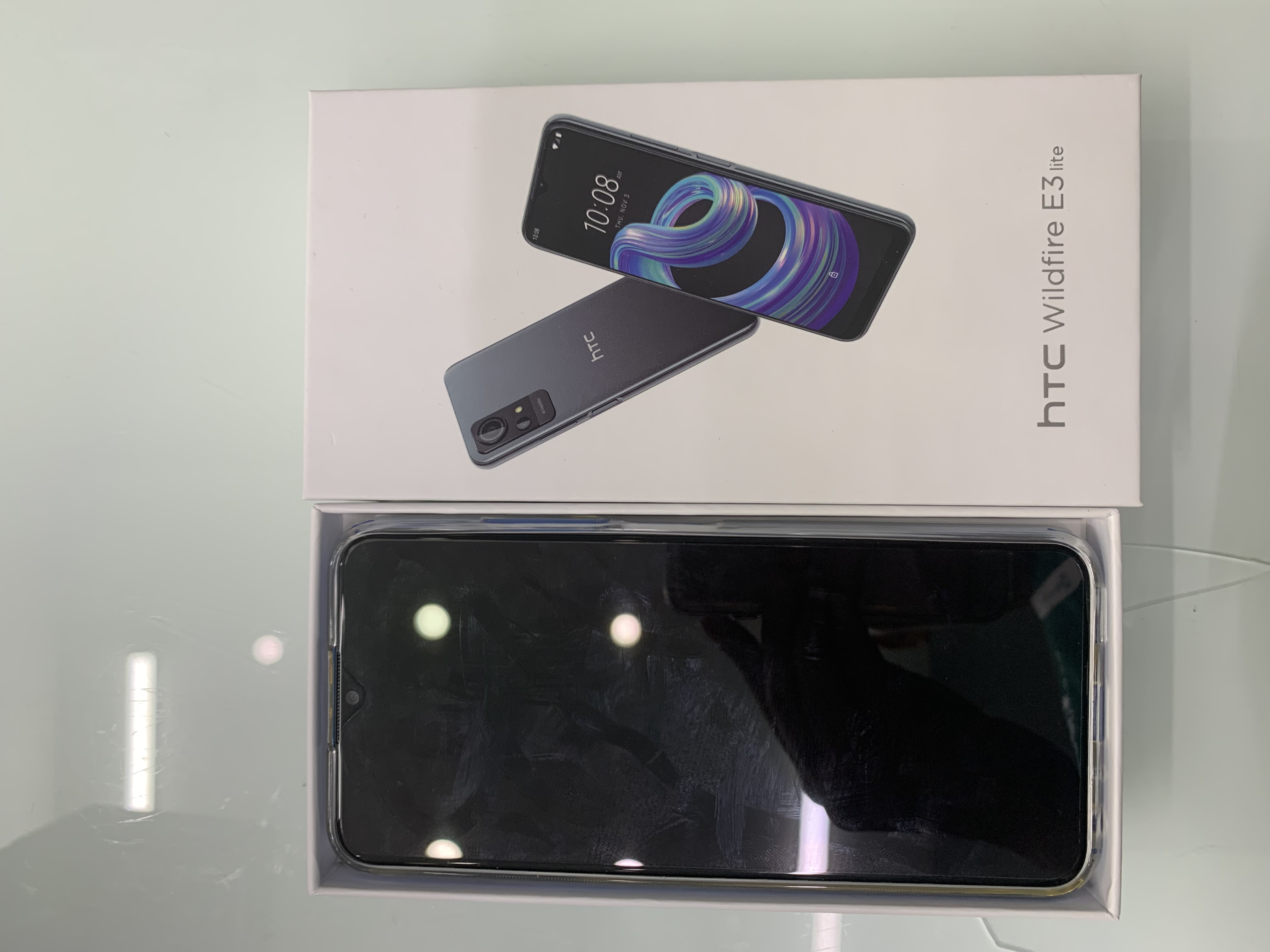 Điện thoại di động HTC Wildfire E3 lite (4GB/64GB) - Xanh (Blue)