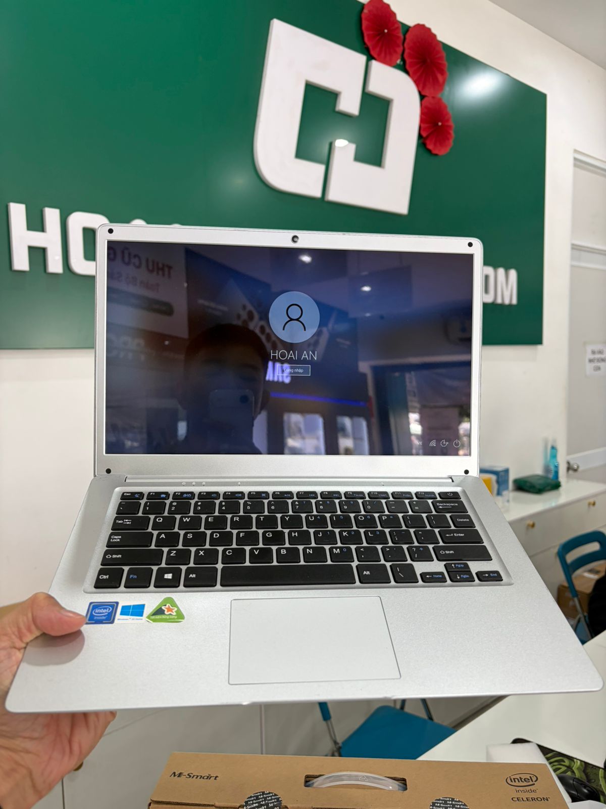 Máy tính xách tay M-SMART MBOOK 1409A - M23C01C2A100331 - M1409A