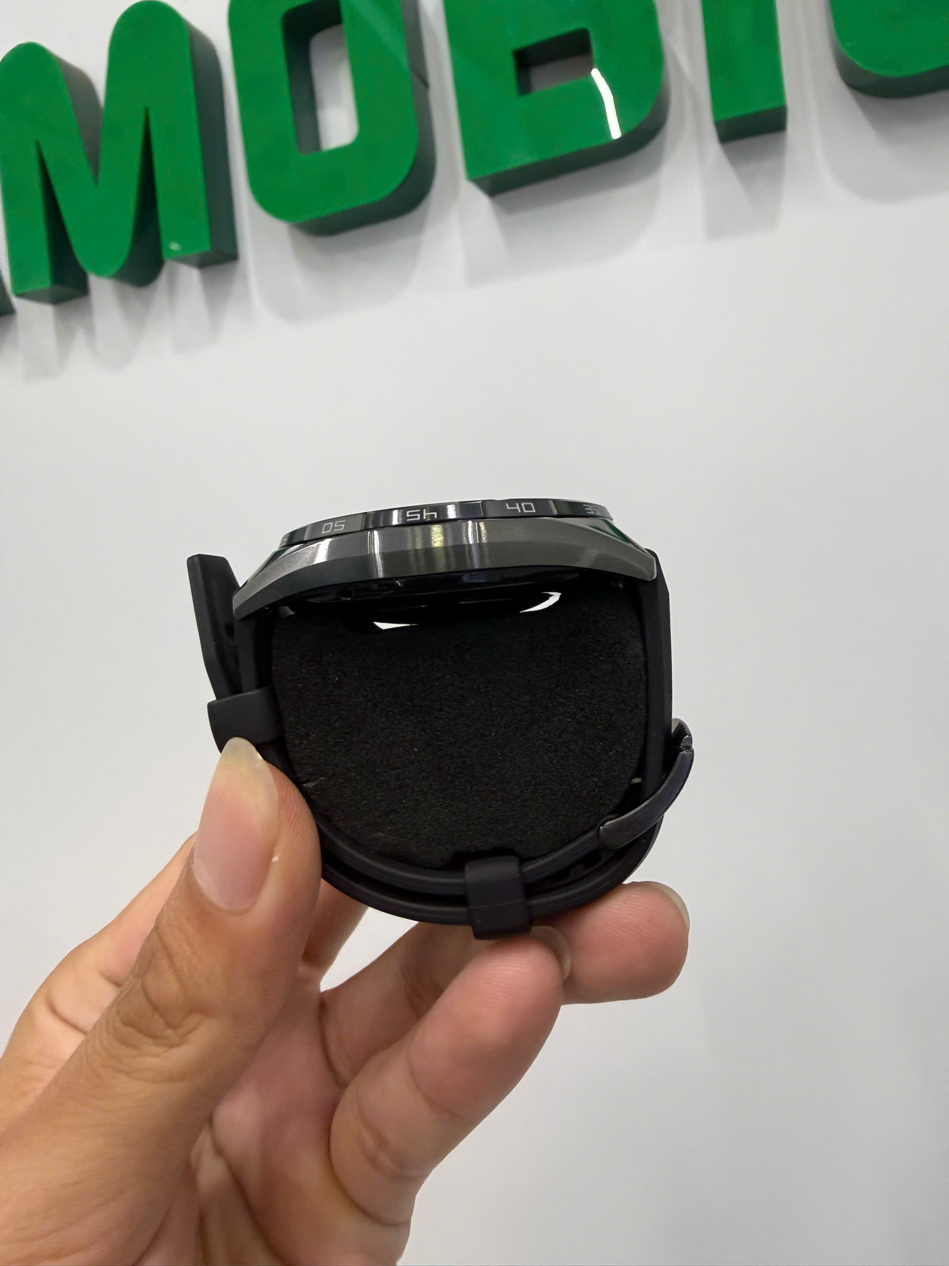 ĐỒNG HỒ THÔNG MINH(WATCH)HUAWEI ATM-B19 GT6 46mm/DÂY Fluor/ĐEN(6942103168710)