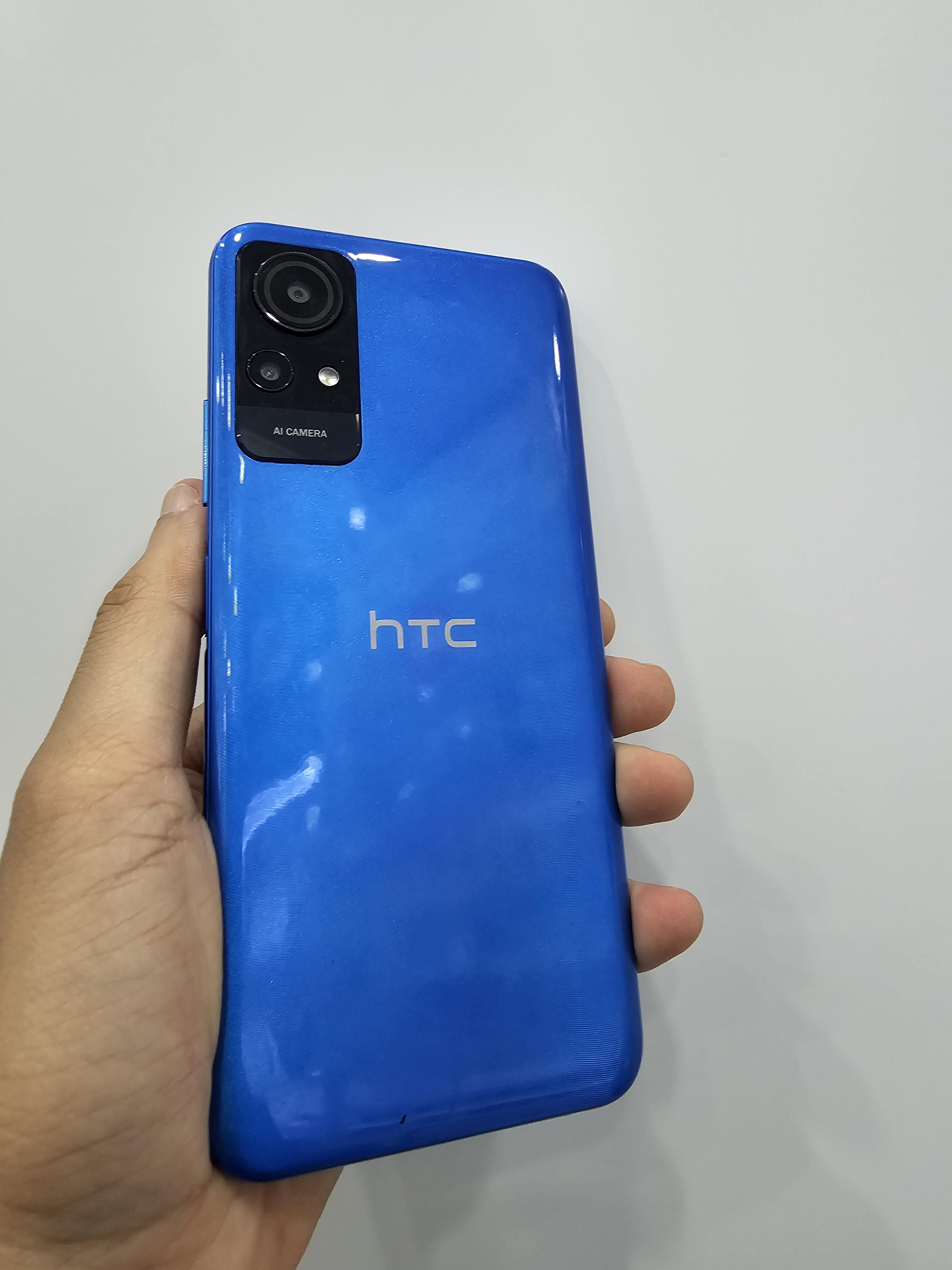 Điện thoại di động HTC Wildfire E3 lite (4GB/64GB) - Xanh (Blue)