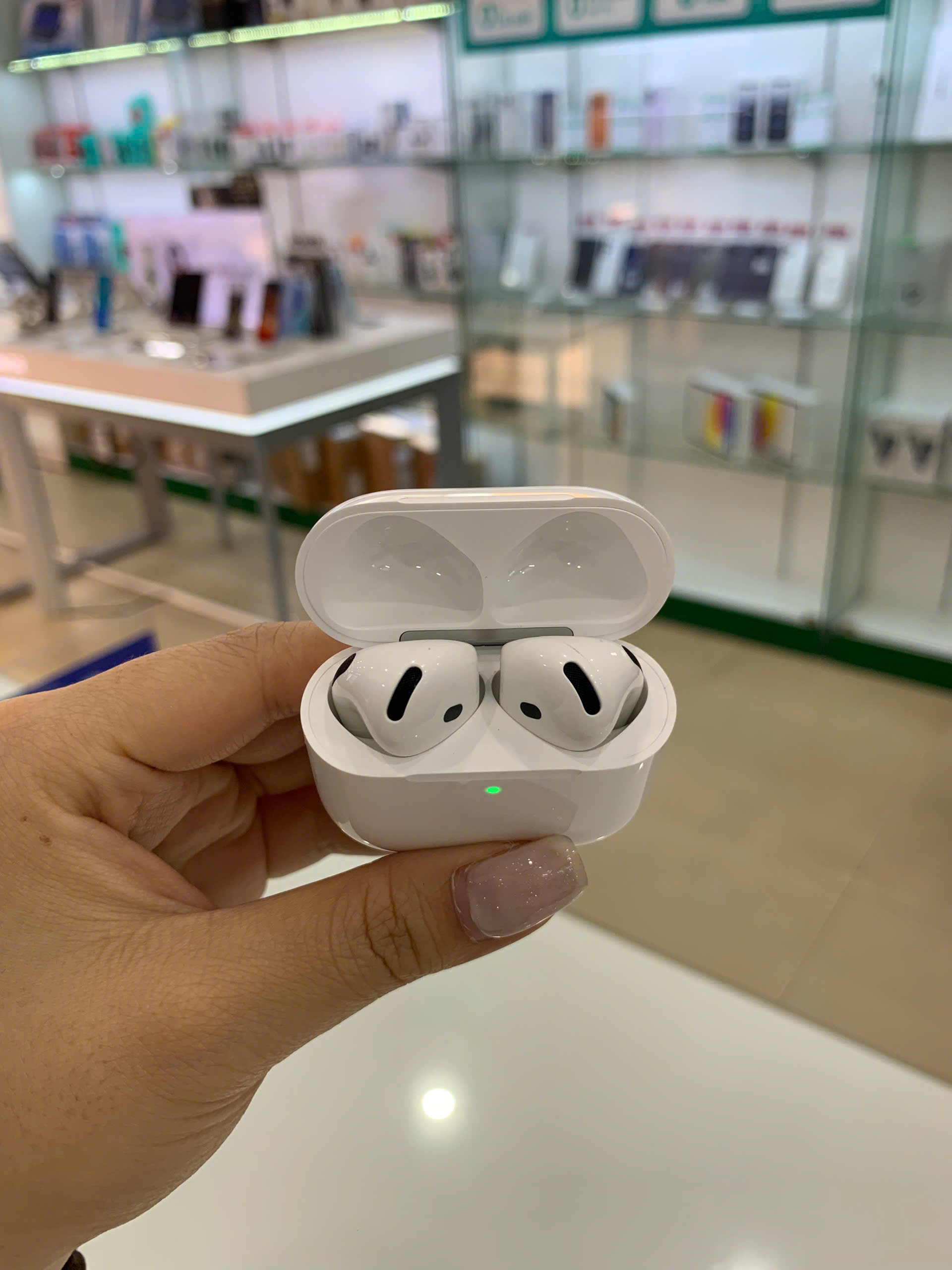 Tai nghe Bluetooth Apple AirPods 4 - MXP63ZP/A - SCW2D27T6XL - MXP63ZP