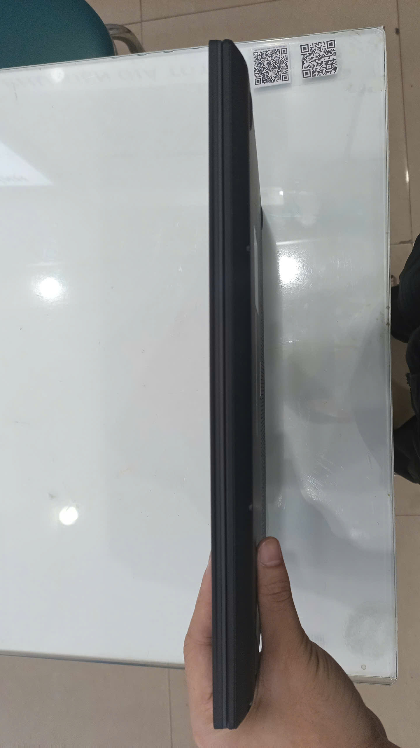 MSI Modern 15 B13M-438VN Cũ