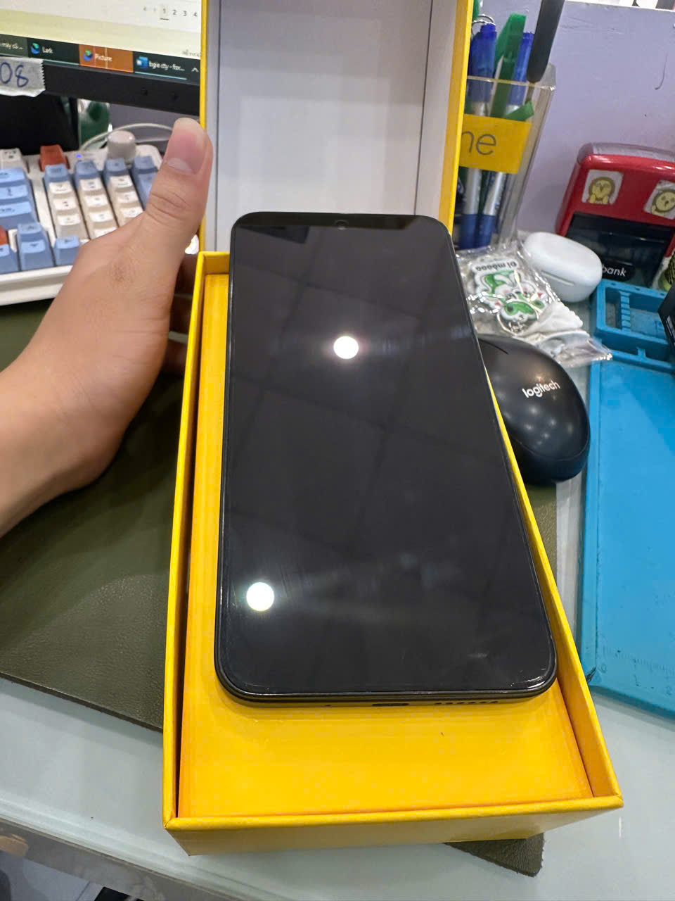 ĐIỆN THOẠI DI ĐỘNG (TEL) POCO M7 6.9"/SNAP 685/6G/128G/50MP+QVGA/8MP/7000mAh (25062PC34G)/ĐEN (6932554451653) - 866694079225325 