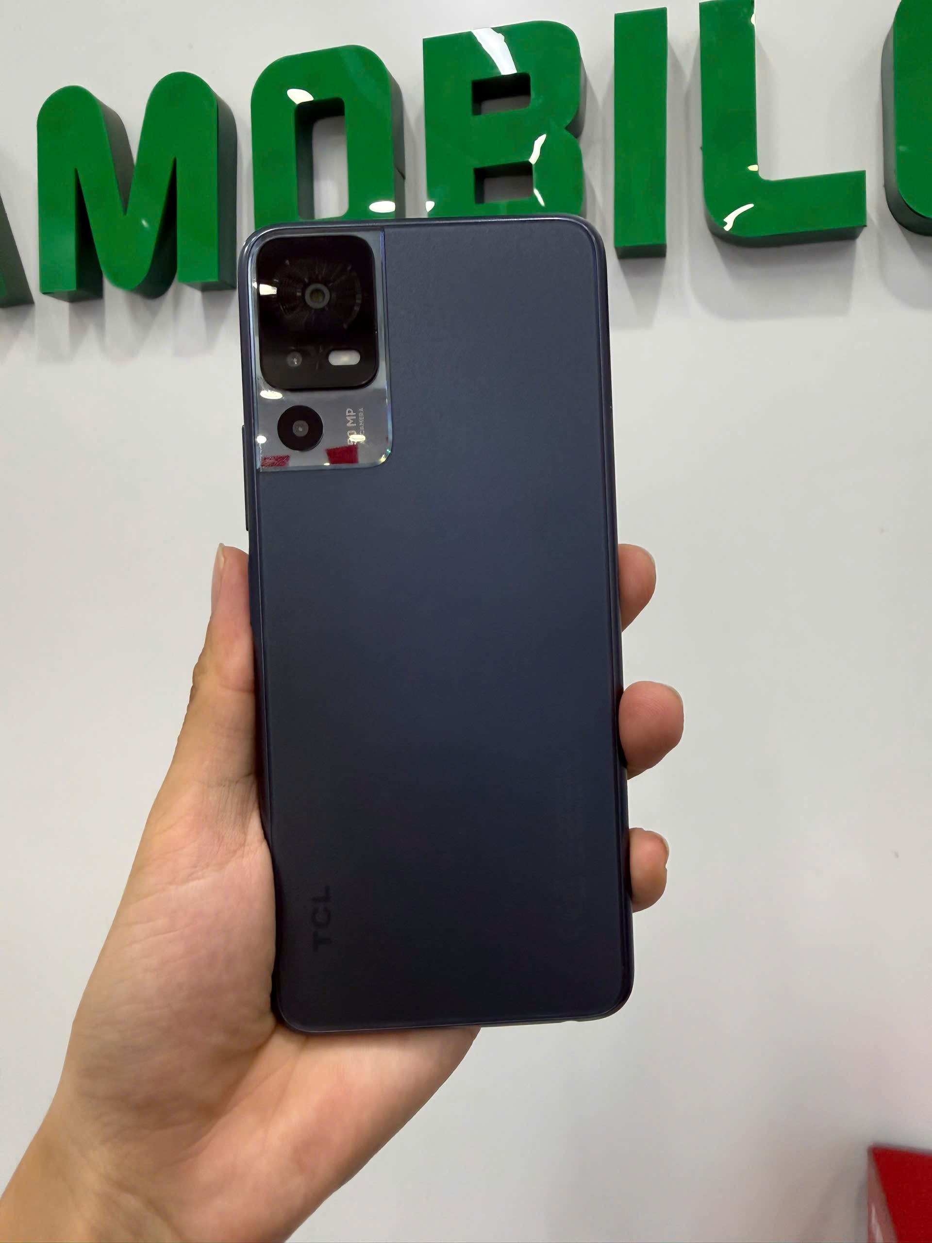 Điện thoại di động TCL 40SE T610K (4+128GB) - Demo (Dark Gray) T610K-2ALCVN12