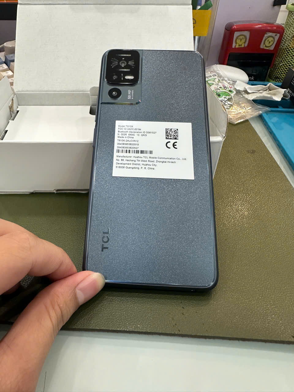 Điện thoại di động TCL 40SE T610K (4+128GB) - Demo (Dark Gray) T610K-2ALCVN12 - 354083953820519 - TCL40SEZTN