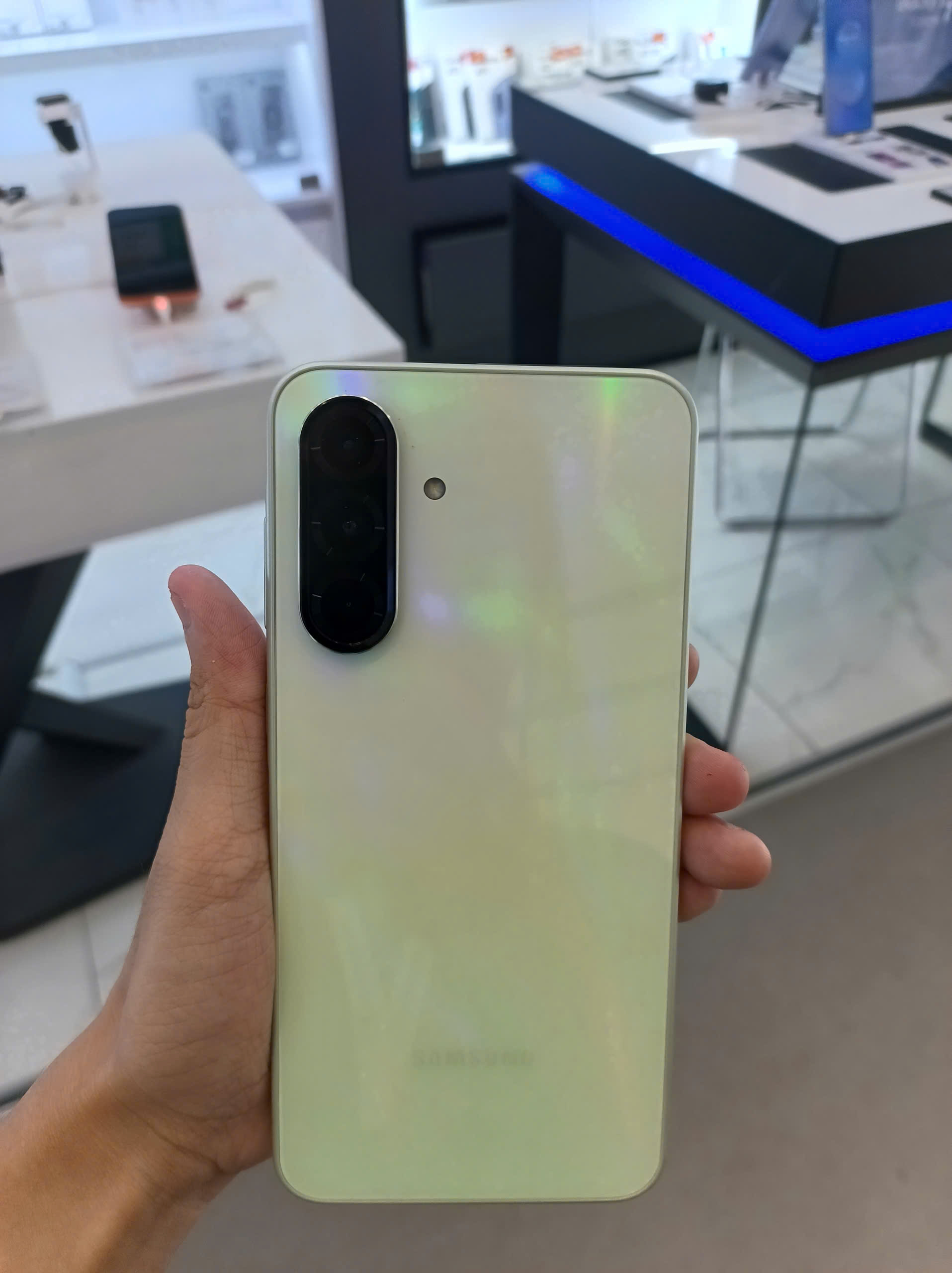 Samsung Galaxy A36 5G - 8GB/128GB Cũ