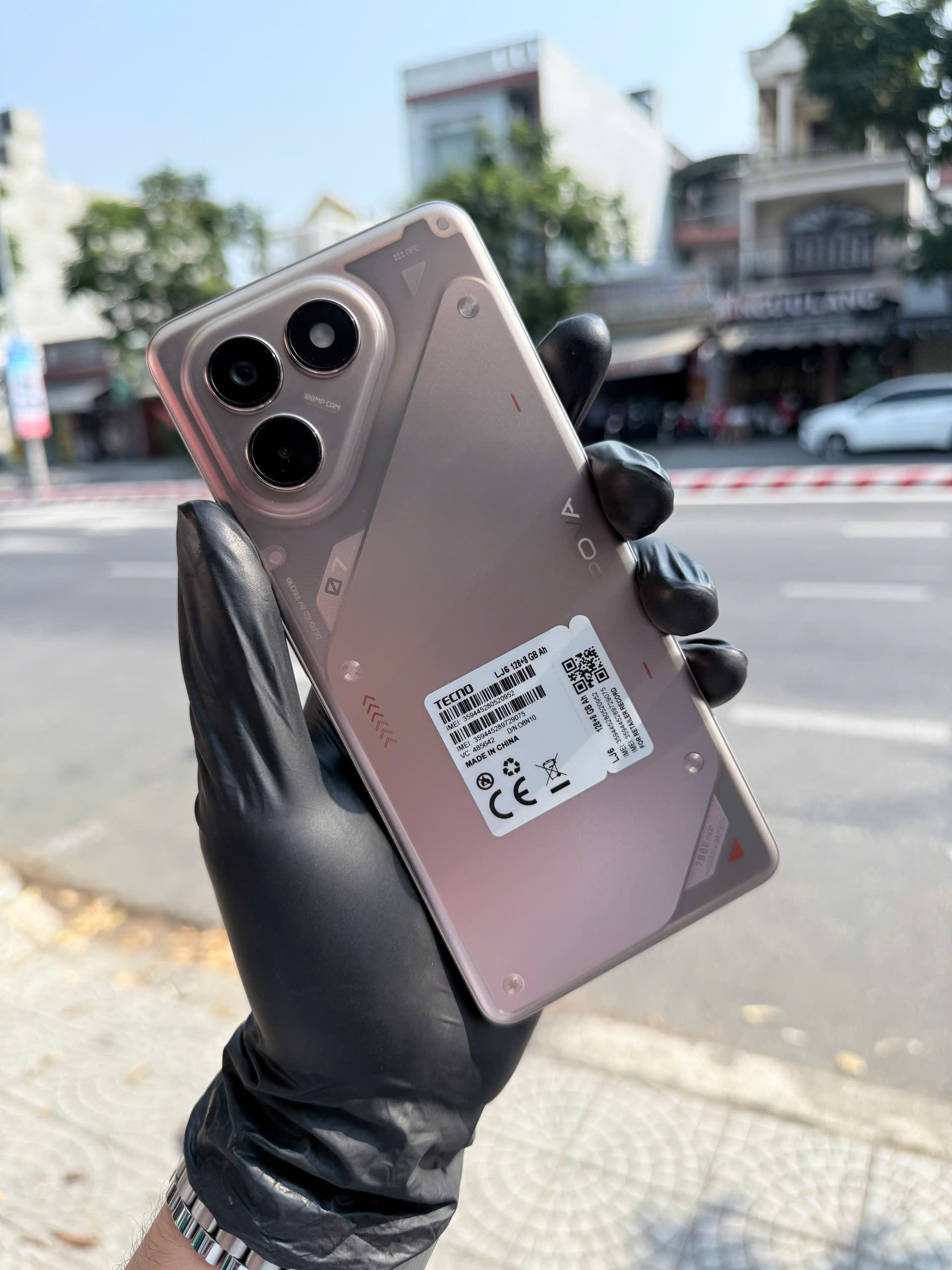 Điện thoại di động Tecno LJ6 (Tecno Pova 7) 128+8, màu Nâu Titanium