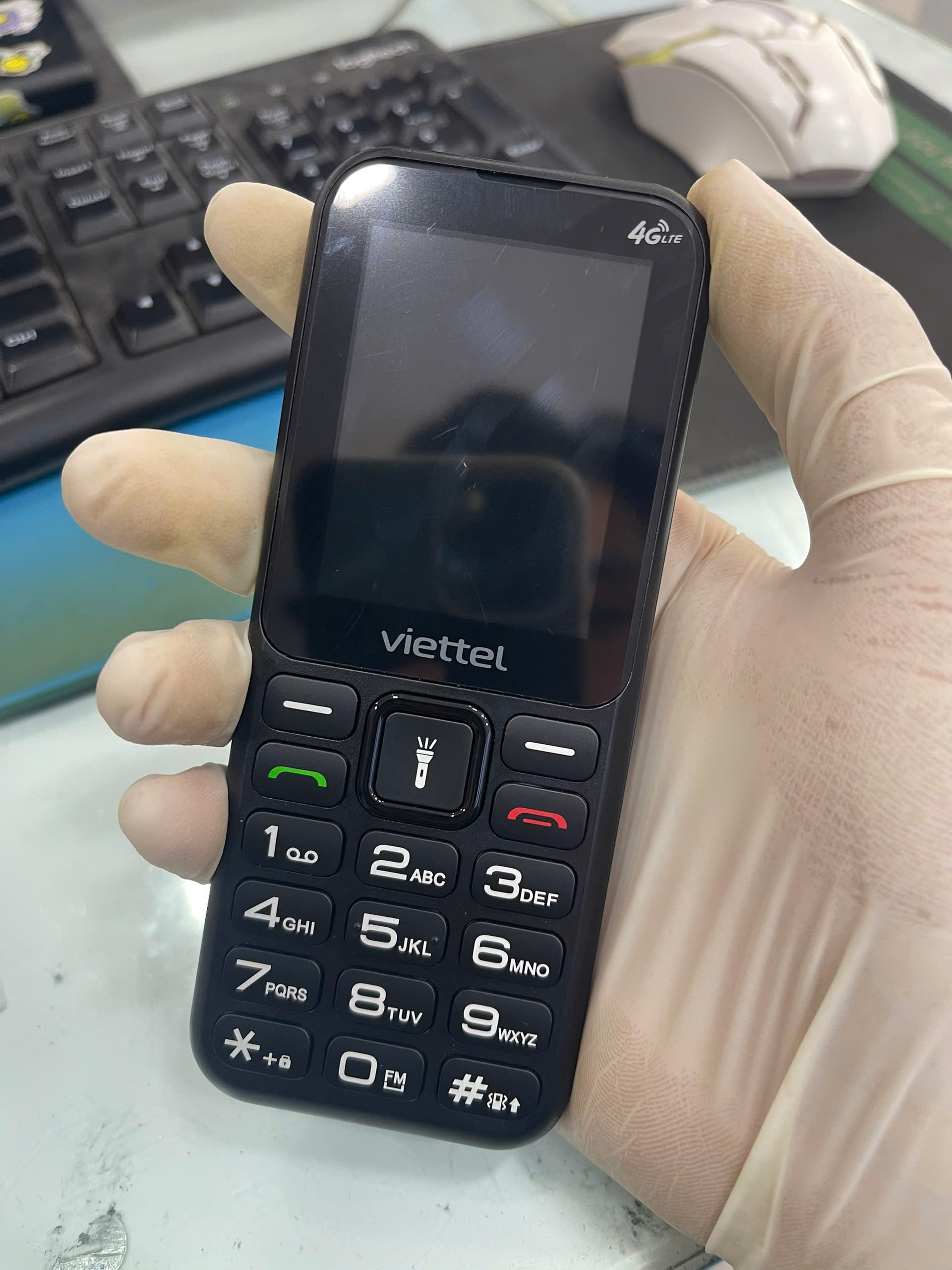 Điện thoại di động Sumo 4G T2 đen (Black)_T2BLK	