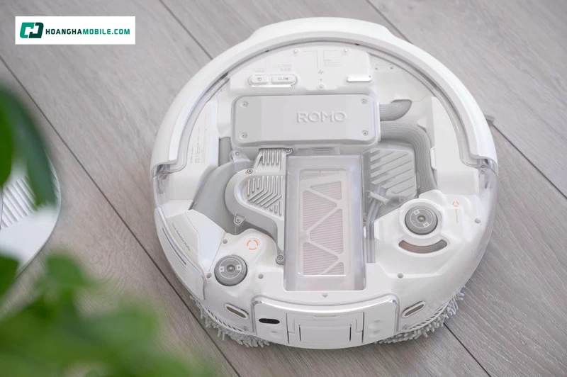 Điểm khác biệt rõ ràng nhất của robot hút bụi DJI ROMO A nằm ở thiết kế Điểm khác biệt rõ ràng nhất của robot hút bụi DJI ROMO A nằm ở thiết kế