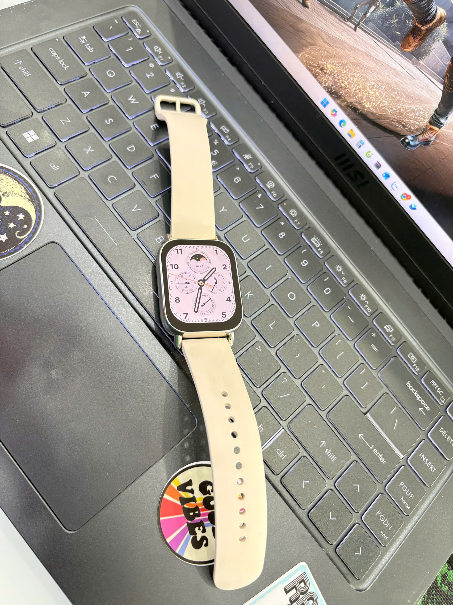 ĐỒNG HỒ THÔNG MINH (Watch) Redmi Watch 5 Lite Light Vàng Demo (BHR9408GL) 