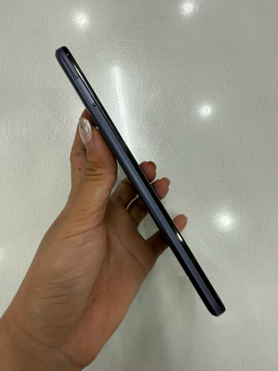 Điện thoại di động TCL 40SE T610K (4+128GB) - Demo (Dark Gray) T610K-2ALCVN12 - 354083953829270 - TCL40SEZTN