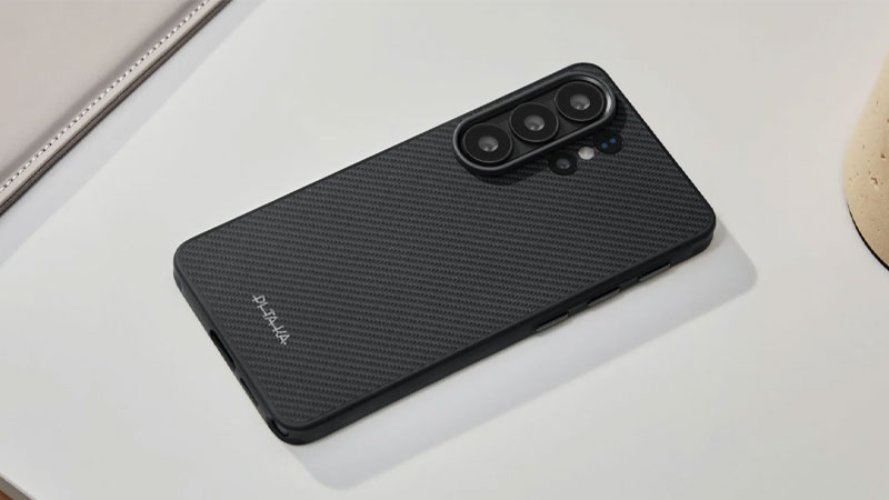 Ốp được trang bị nút bấm Aaron tích hợp NFC.