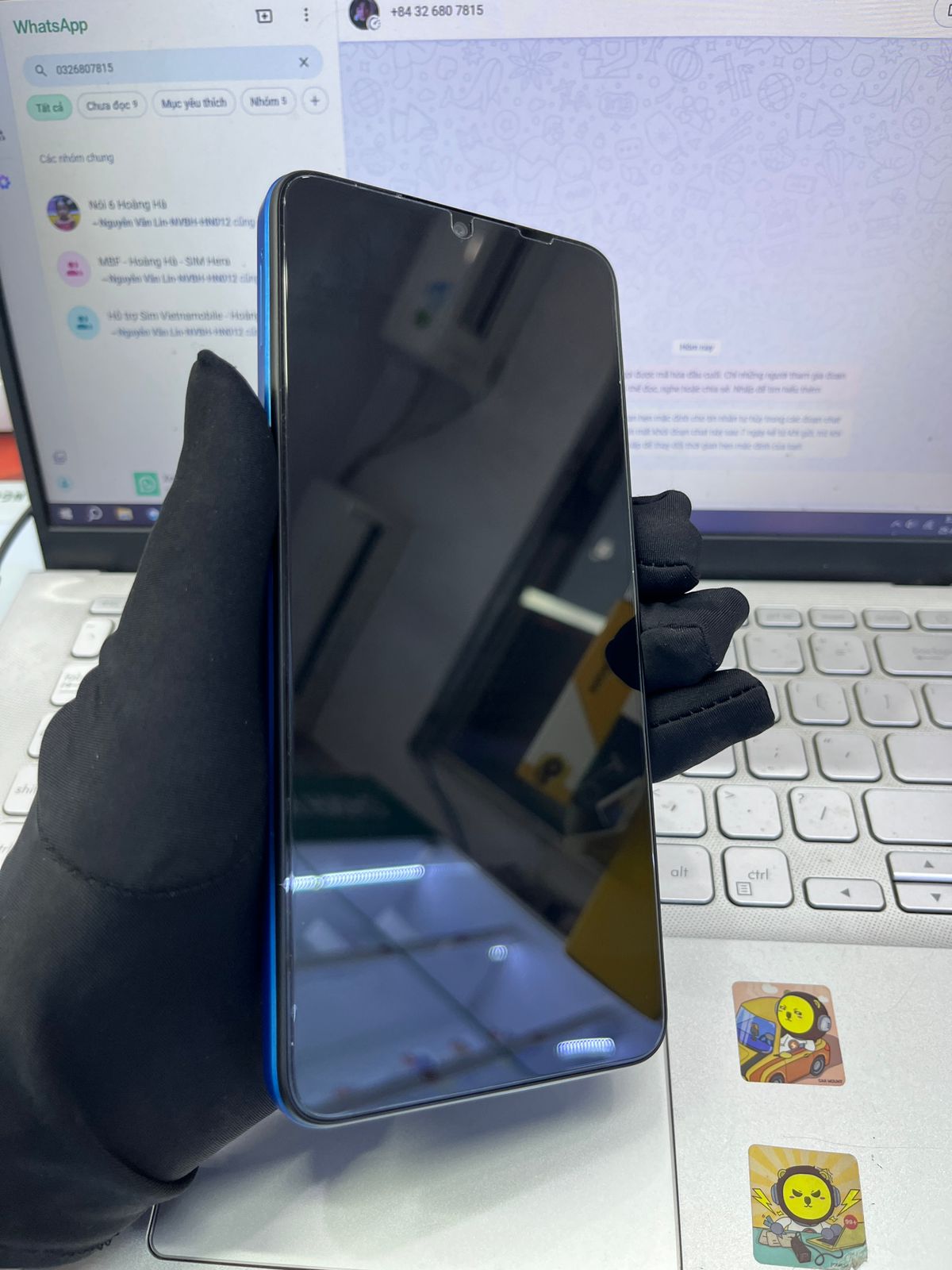 Điện thoại di động thương hiệu HTC Model Wildfire E5 Plus màu Xanh