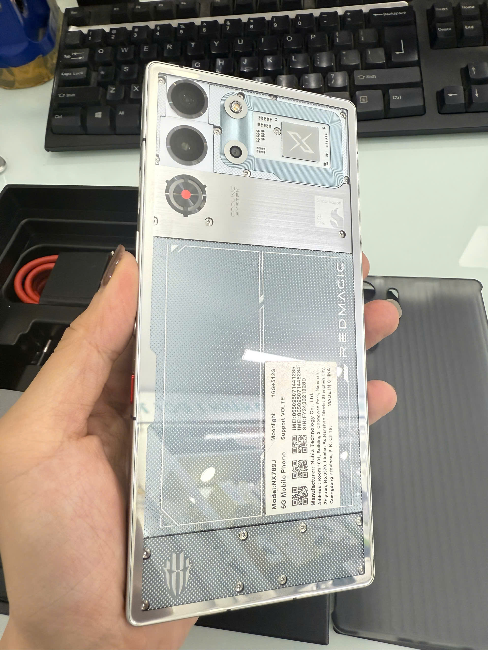 Điện thoại Gaming REDMAGIC 10 PRO 16GB/512GB Bản Quốc Tế - Bạc Ánh Trăng - Bản Trải Nghiệm