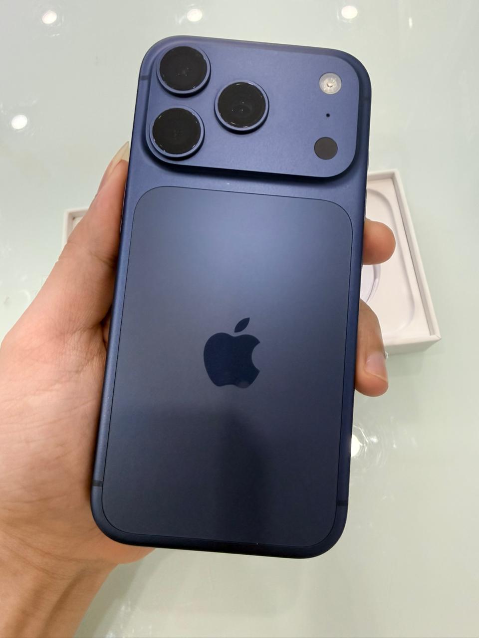ĐTDĐ Apple iPhone 17 Pro 256GB Deep Blue_MG8J4ZP/A