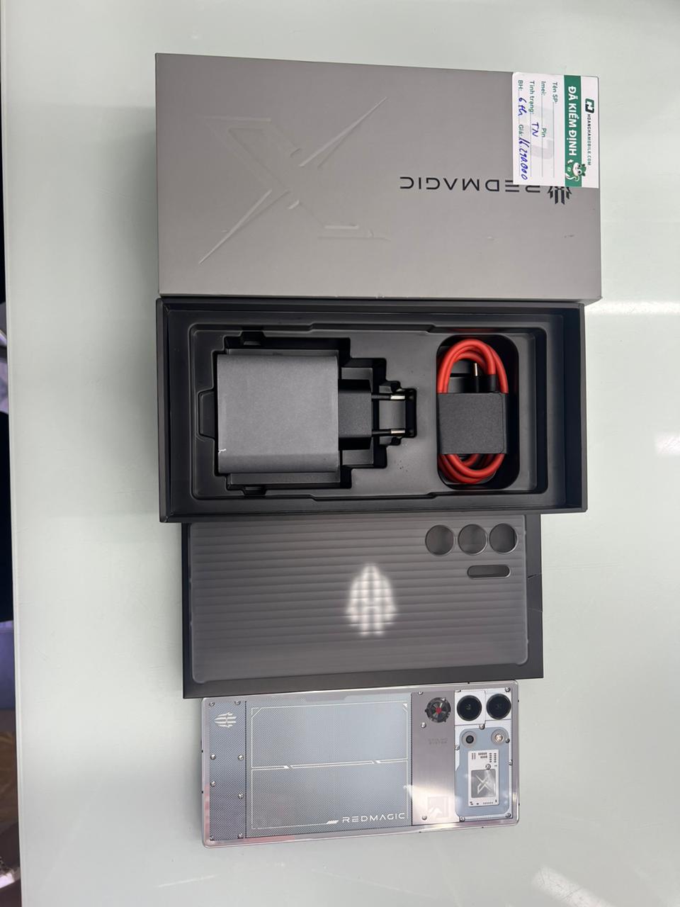 Điện thoại Gaming REDMAGIC 10 PRO 16GB/512GB Bản Quốc Tế - Bạc Ánh Trăng (Moonlight)